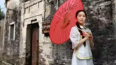 黎吧啦小耳朵十年后重聚