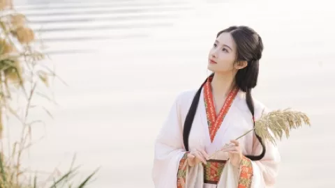 闫妮微醺气质舞台表演